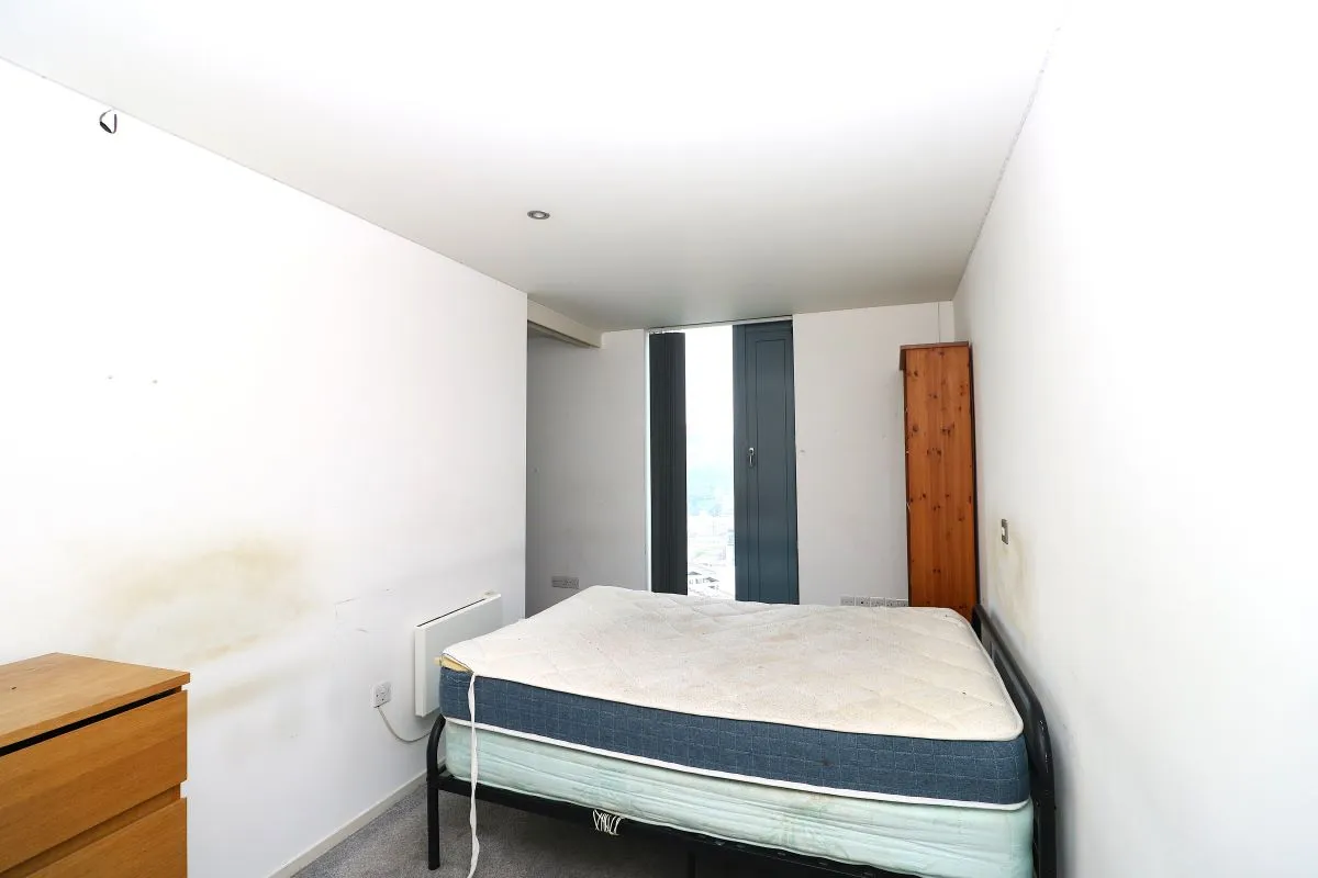 10 Holloway Circus Queensway, Birmingham, West Midlands, B1 1BY - Online Auctions