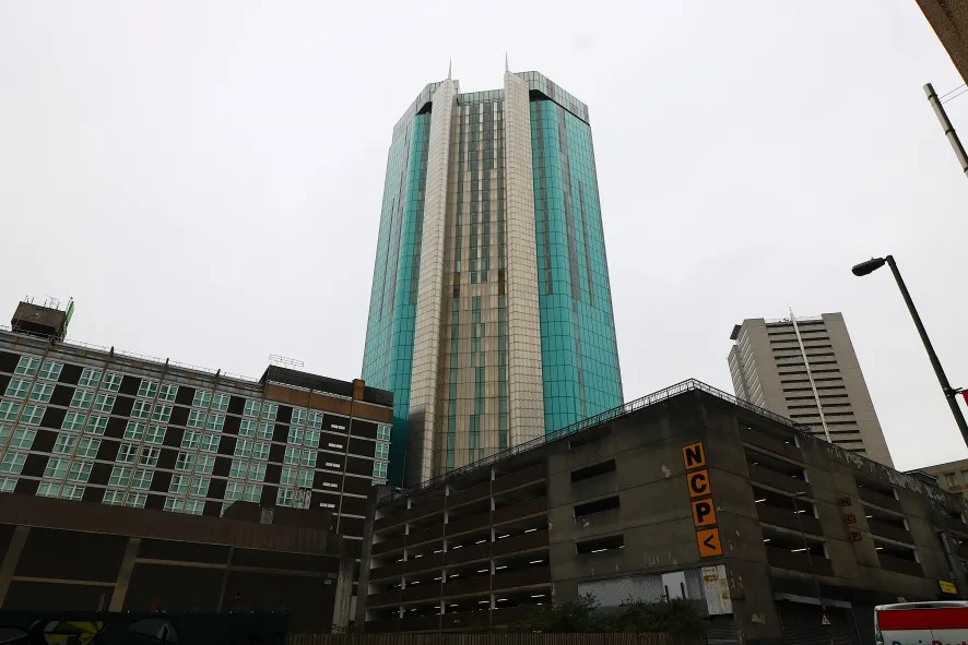 Property for Auction in Birmingham - Apartment 2902, 10 Holloway Circus Queensway, Birmingham, West Midlands B1 1BY