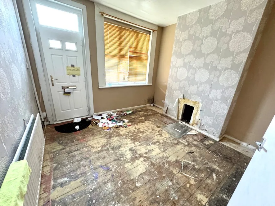 Property for Auction in Birmingham - 37 Britannia Street, Coventry, West Midlands CV2 4FR
