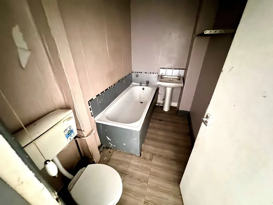 Property for Auction in Birmingham - 37 Britannia Street, Coventry, West Midlands CV2 4FR