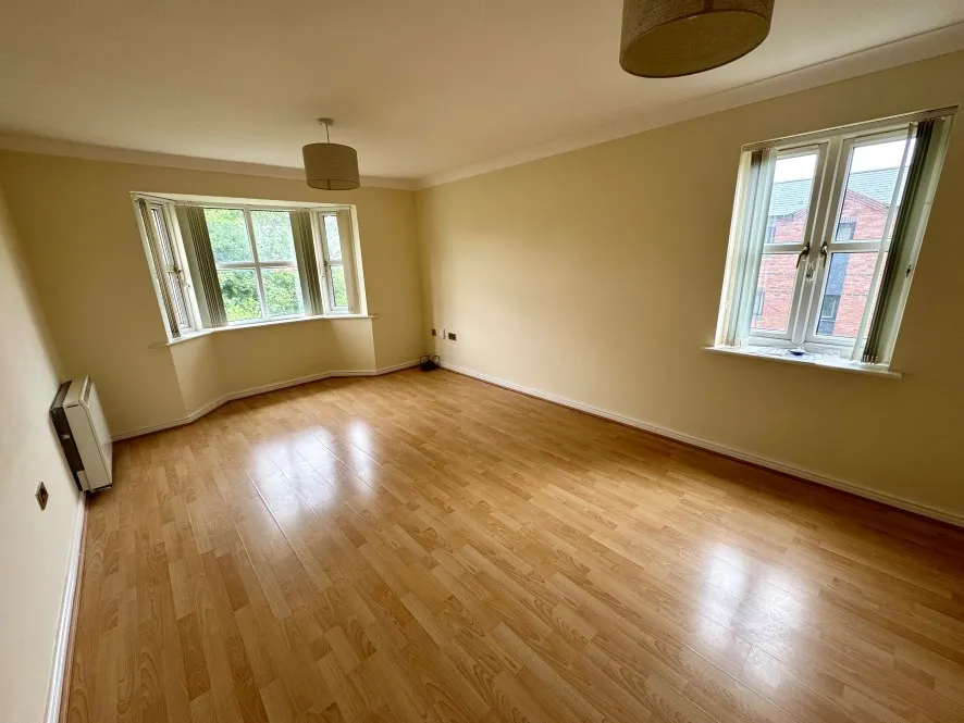 Property for Auction in Birmingham - 38 Birch End, Warwick, Warwickshire CV34 5GQ