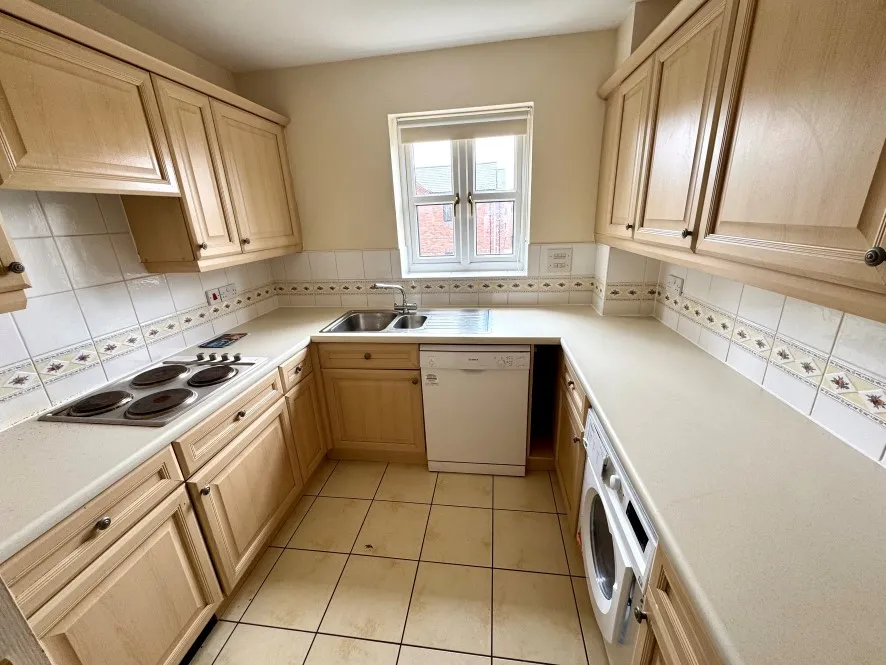 Property for Auction in Birmingham - 38 Birch End, Warwick, Warwickshire CV34 5GQ
