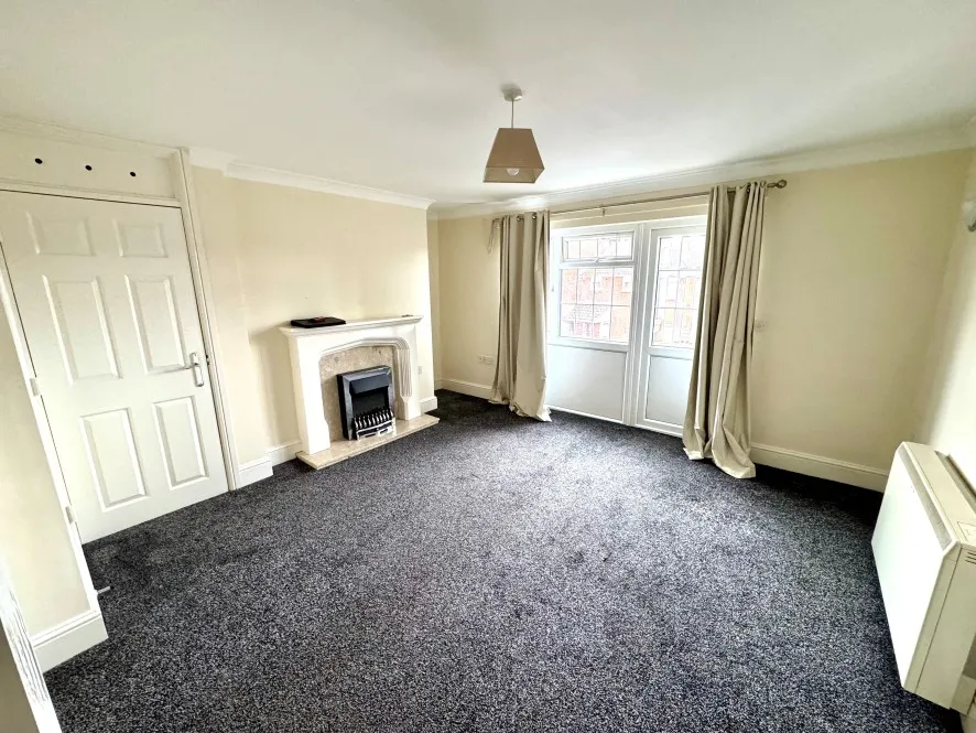 Property for Auction in Birmingham - 295 Tarquin Close, Coventry, West Midlands CV3 3BU