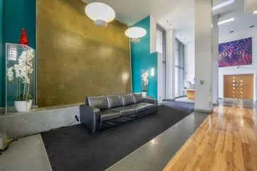 Property for Auction in Birmingham - Apartment 296, Centenary Plaza, 18 Holliday Street, Birmingham, West Midlands B1 1TS