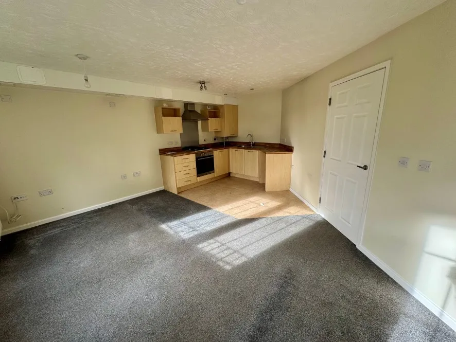 Property for Auction in Birmingham - 74 Manorhouse Close, Walsall, West Midlands WS1 4PB