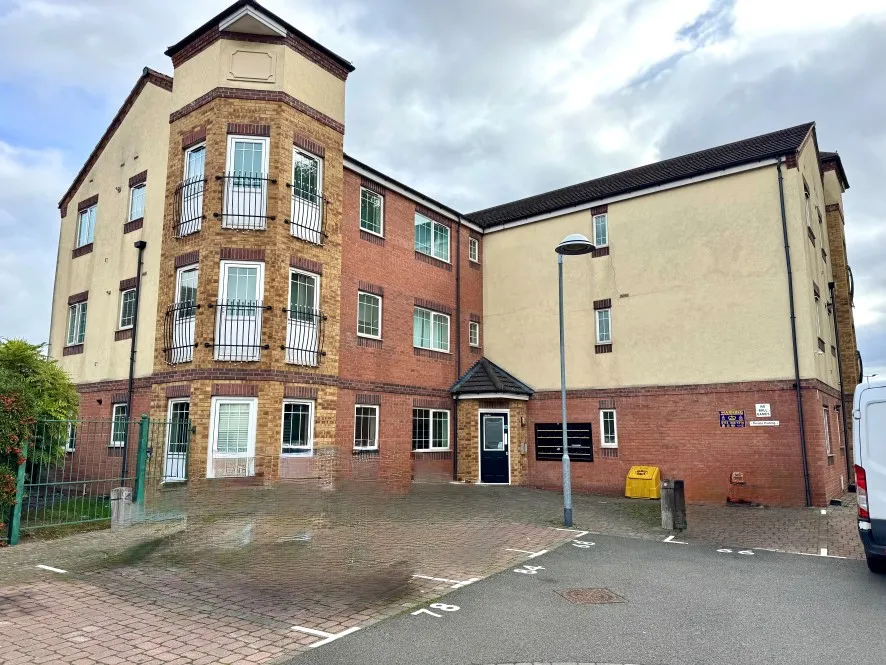 Property for Auction in Birmingham - 74 Manorhouse Close, Walsall, West Midlands WS1 4PB