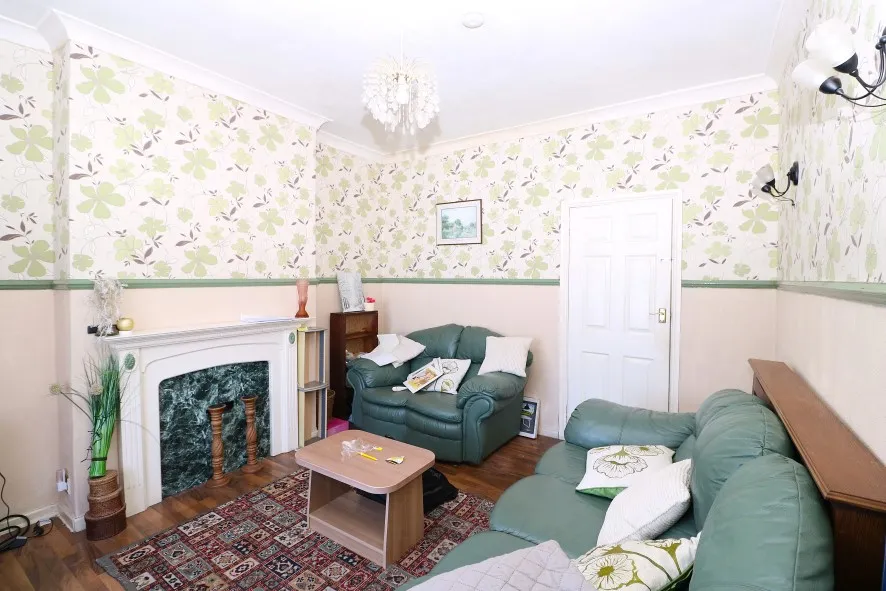 Property for Auction in Birmingham - 10 Worcester Road, Stourport-On-Severn, West Midlands DY13 9AR