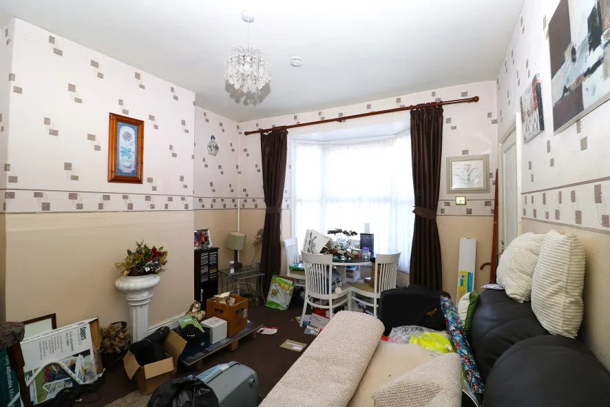 Property for Auction in Birmingham - 10 Worcester Road, Stourport-On-Severn, West Midlands DY13 9AR