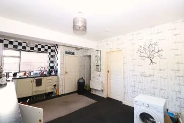 Property for Auction in Birmingham - 10 Worcester Road, Stourport-On-Severn, West Midlands DY13 9AR