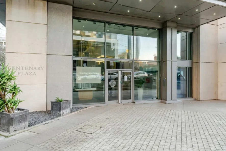 Property for Auction in Birmingham - Apartment 76, Centenary Plaza, 18 Holliday Street, Birmingham, West Midlands B1 1TB