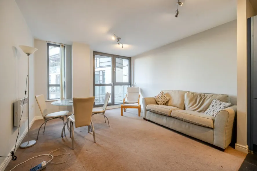 Property for Auction in Birmingham - Apartment 76, Centenary Plaza, 18 Holliday Street, Birmingham, West Midlands B1 1TB
