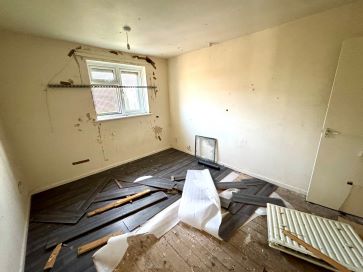 Property for Auction in Birmingham - 17 Cartbridge Crescent, Walsall, West Midlands WS3 1QY