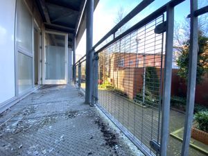 29 Longleat Avenue, Birmingham, West Midlands, B15 2DF - Online Auctions