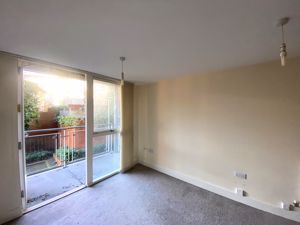 29 Longleat Avenue, Birmingham, West Midlands, B15 2DF - Online Auctions