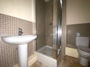 29 Longleat Avenue, Birmingham, West Midlands, B15 2DF - Online Auctions