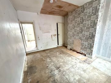 Property for Auction in Birmingham - 327 St. Georges Road, Coventry, West Midlands CV1 2DG