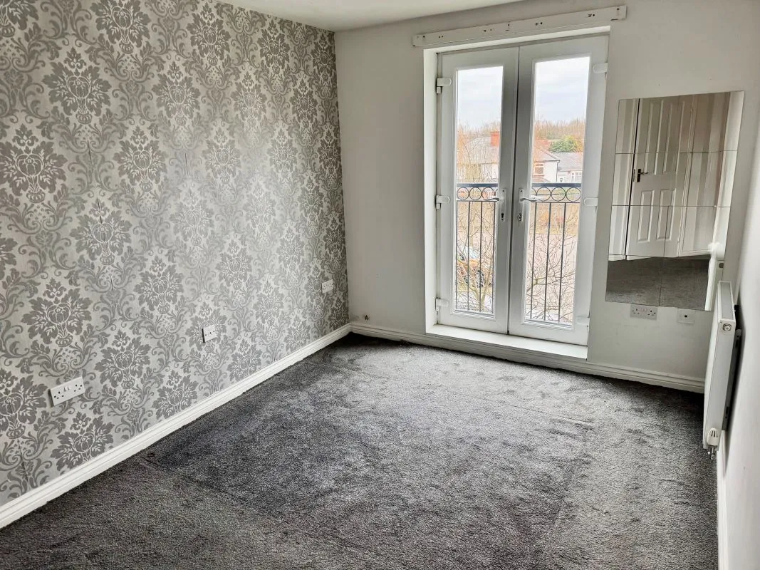 Oldbury, West Midlands, B69 4BH - Online Auctions