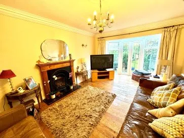 Property for Auction in Birmingham - 36 Dorchester Road, Solihull, West Midlands B91 1LN