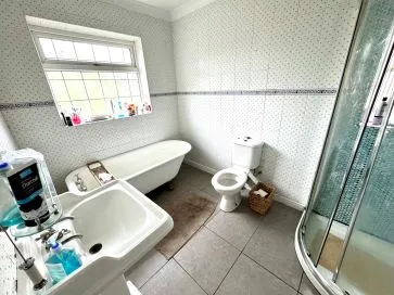 Property for Auction in Birmingham - 36 Dorchester Road, Solihull, West Midlands B91 1LN