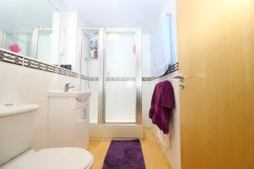 Property for Auction in Birmingham - 7 the Green Apartments, Broadway Plaza, 220 Ladywood Middleway, Birmingham B16 8EQ