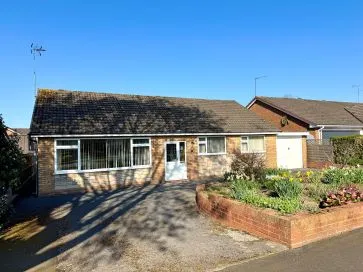 Property for Auction in Birmingham - 33 Greaves Avenue, Walsall, West Midlands WS5 3QG
