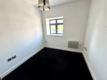 Property for Auction in Birmingham - Apartment 12, Smiths Flour Mill, 71 Wolverhampton Street, Walsall, West Midlands WS2 8DD