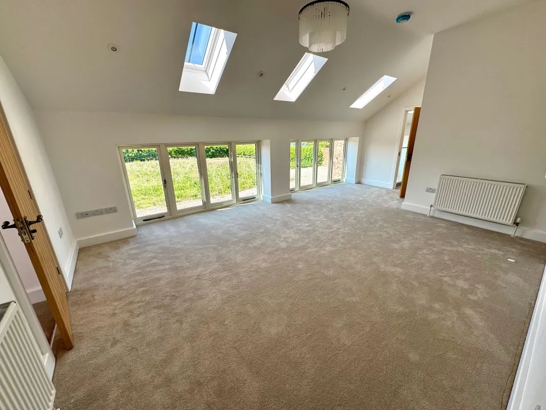 Drakelow Road, Swadlincote, Derbyshire, DE12 8NB - Online Auctions
