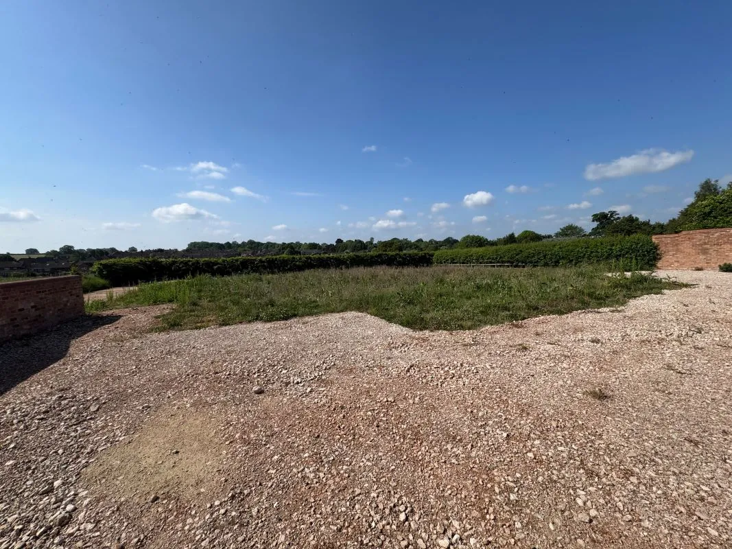 Drakelow Road, Swadlincote, Derbyshire, DE12 8NB - Online Auctions