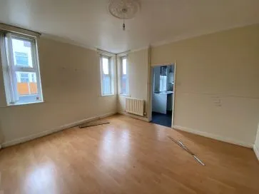 Property for Auction in Birmingham - 1141 Foleshill Road, Coventry, West Midlands CV6 6EP