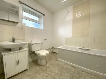 Property for Auction in Birmingham - 1141 Foleshill Road, Coventry, West Midlands CV6 6EP