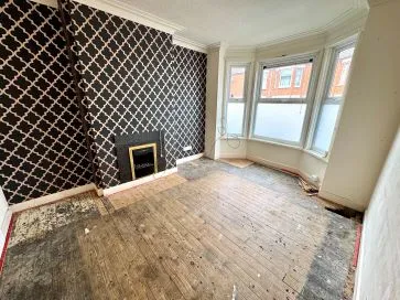 Property for Auction in Birmingham - 20 Holbrook Avenue, Rugby, West Midlands CV21 2QQ