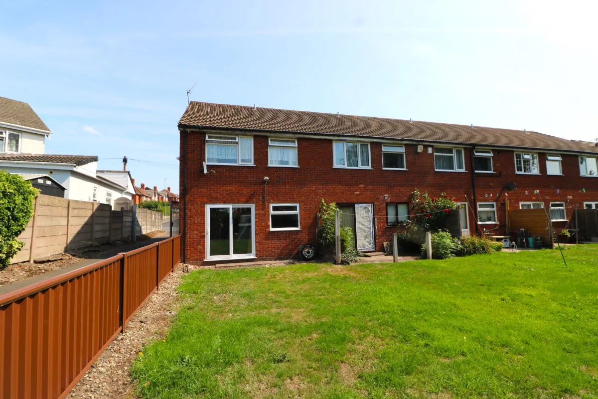Holden Crescent, Walsall, West Midlands, WS3 1PY - Online Auctions