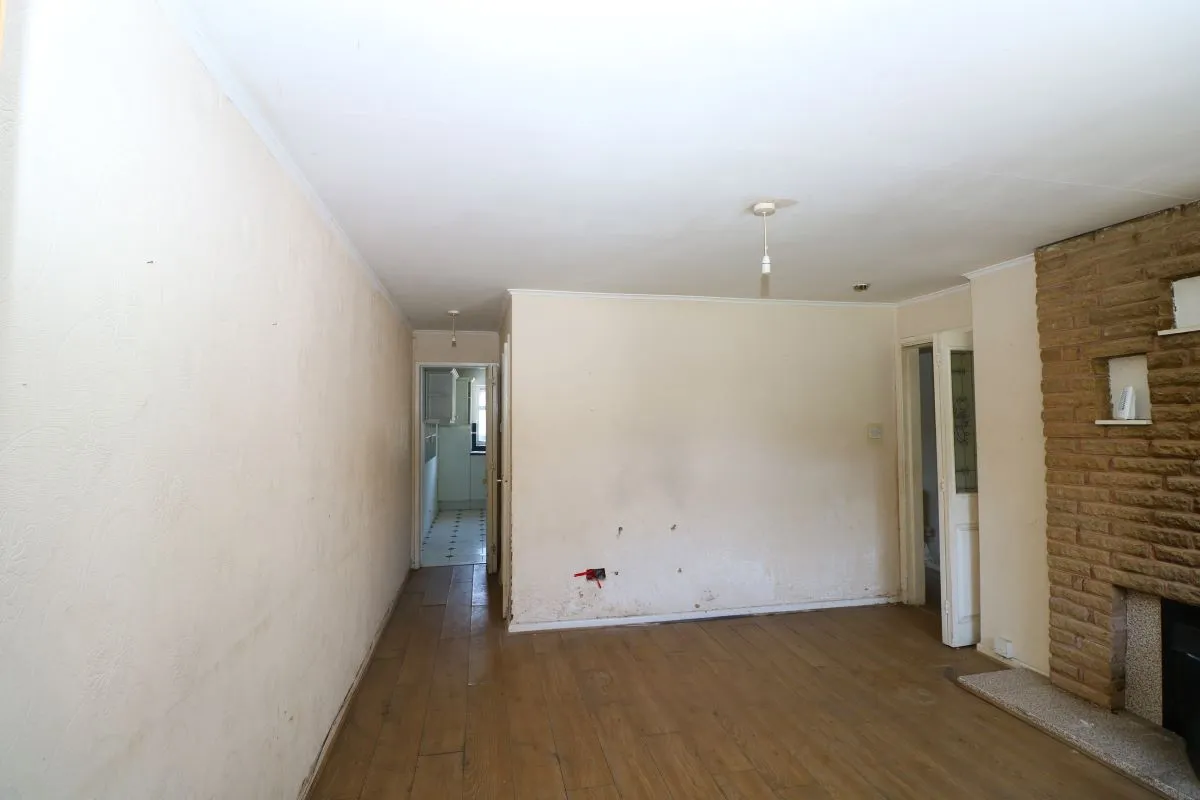 Holden Crescent, Walsall, West Midlands, WS3 1PY - Online Auctions