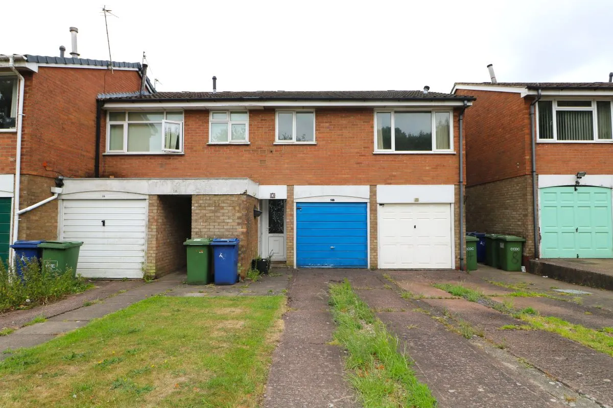 Cannock, Staffordshire, WS12 1LD - Online Auctions