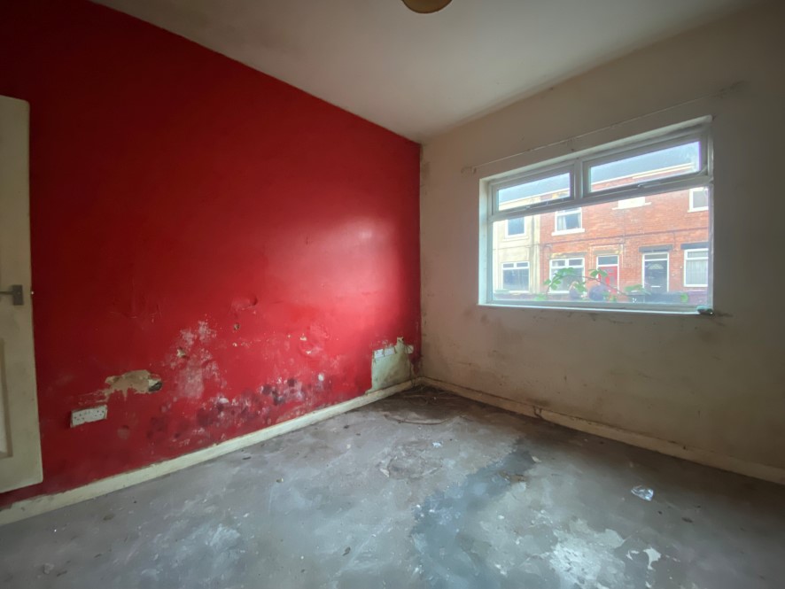 Property for Auction in Chesterfield & North Derbyshire - 9 Hunloke Road, Holmewood, Chesterfield, Derbyshire