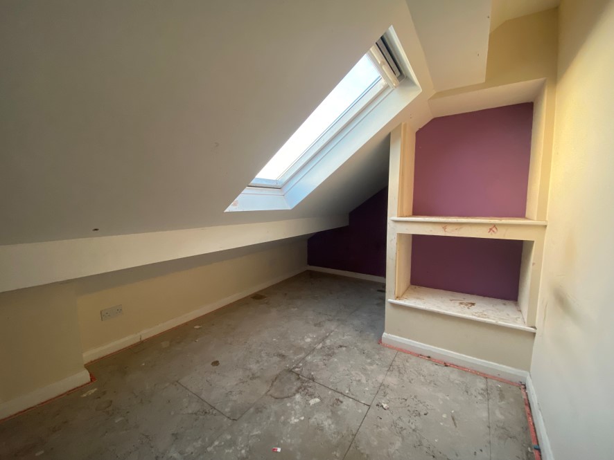 Property for Auction in Chesterfield & North Derbyshire - 9 Hunloke Road, Holmewood, Chesterfield, Derbyshire