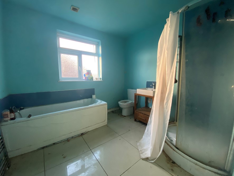 Property for Auction in Chesterfield & North Derbyshire - 9 Hunloke Road, Holmewood, Chesterfield, Derbyshire