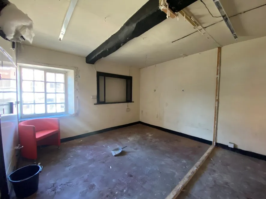 Property for Auction in Chesterfield & North Derbyshire - 72-74 West Gate, Mansfield, Nottinghamshire