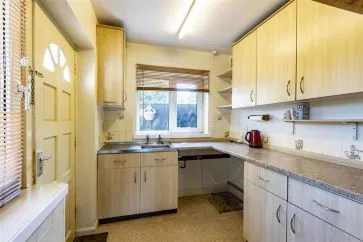 Property for Auction in Chesterfield & North Derbyshire - 5 Park Lane, Chesterfield, Derbyshire