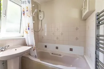 Property for Auction in Chesterfield & North Derbyshire - 5 Park Lane, Chesterfield, Derbyshire