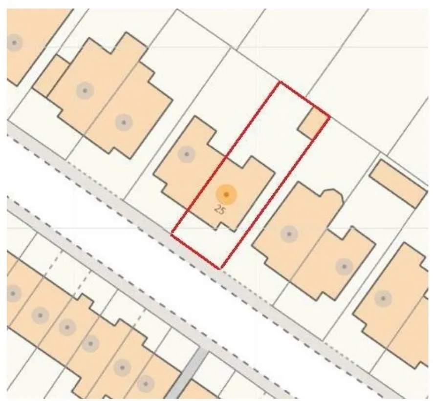 Property for Auction in Chesterfield & North Derbyshire - 25 Vincent Crescent, Chesterfield, Derbyshire