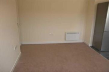 Property for Auction in Chesterfield & North Derbyshire - Apartment 10, Aston House, Horse Chestnut Close, Chesterfield, Derbyshire