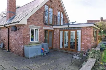 Property for Auction in Chesterfield & North Derbyshire - 252 Hady Hill, Chesterfield, Derbyshire