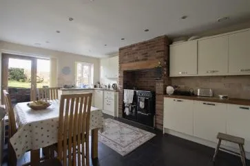 Property for Auction in Chesterfield & North Derbyshire - 252 Hady Hill, Chesterfield, Derbyshire