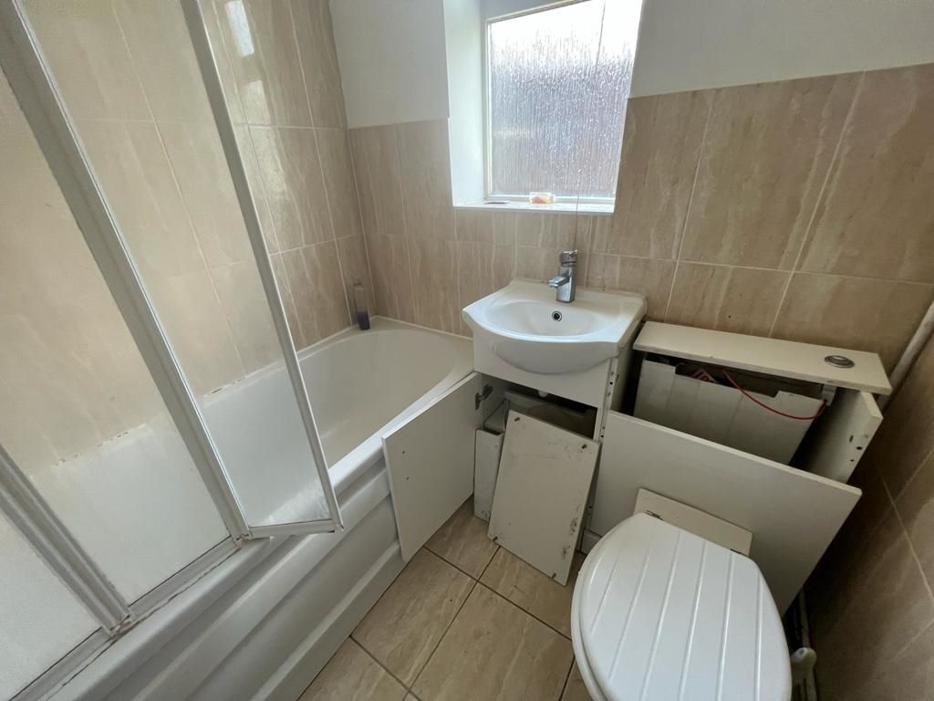 Stonehouse Estate, Coventry, West Midlands, CV3 4DQ - Online Auctions