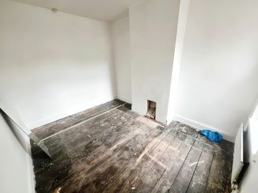 Property for Auction in Coventry & Warwickshire - 11 Clara Street, Ball Hill, Coventry, West Midlands CV2 4ET