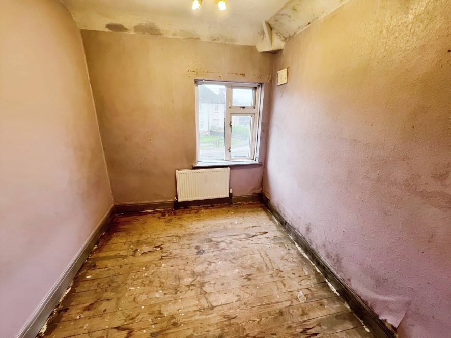 Property for Auction in Coventry & Warwickshire - 28 Queen Margarets Road, Canley, Coventry, West Midlands CV4 8FW