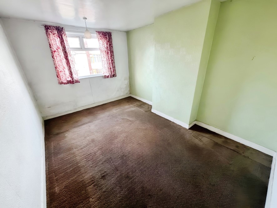 Property for Auction in Coventry & Warwickshire - 38 Clement Street, Chilvers Coton, Nuneaton, Warwickshire CV11 5PH