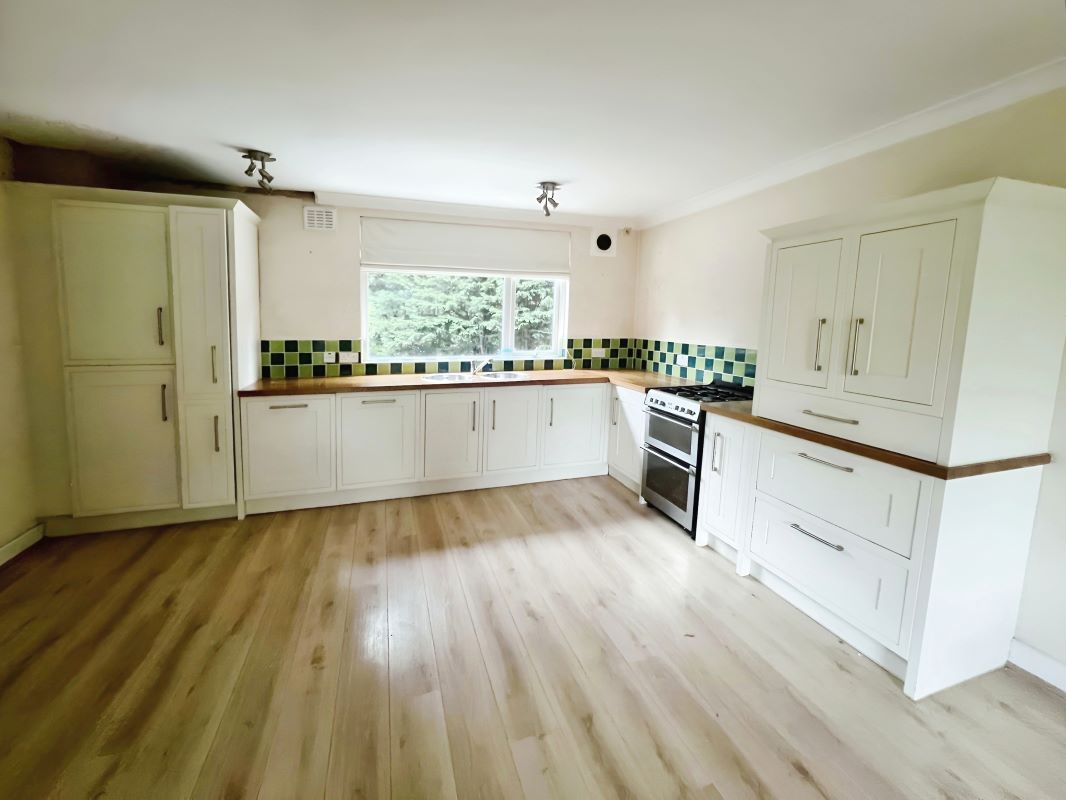 Vernon Close, Leamington Spa, Warwickshire, CV32 6HH - Online Auctions