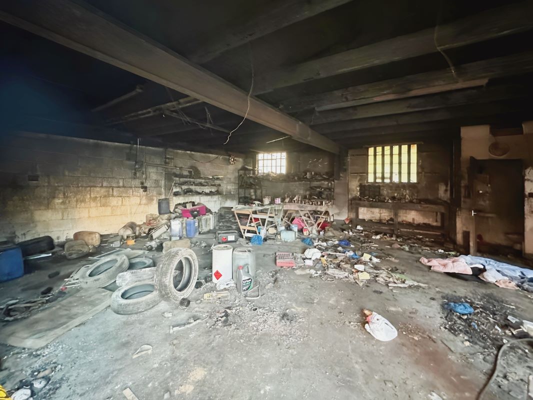 1077 and 1079 Foleshill Road, Coventry, West Midlands, CV6 6ER - Online Auctions